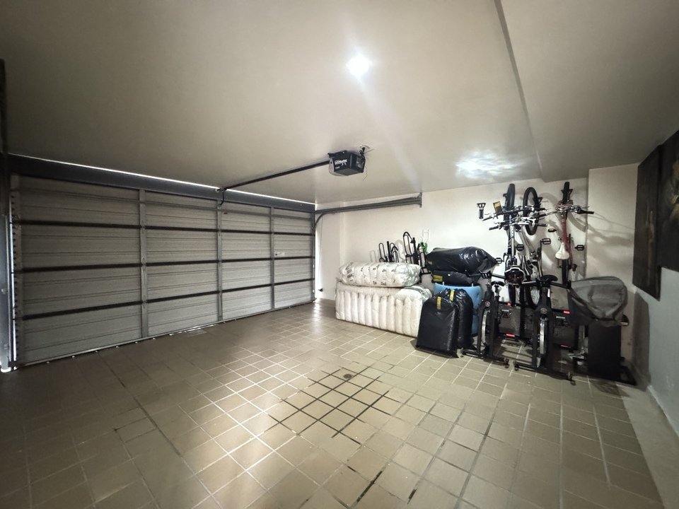 Gran casa En envigado en venta con amplia zona verde  — 17