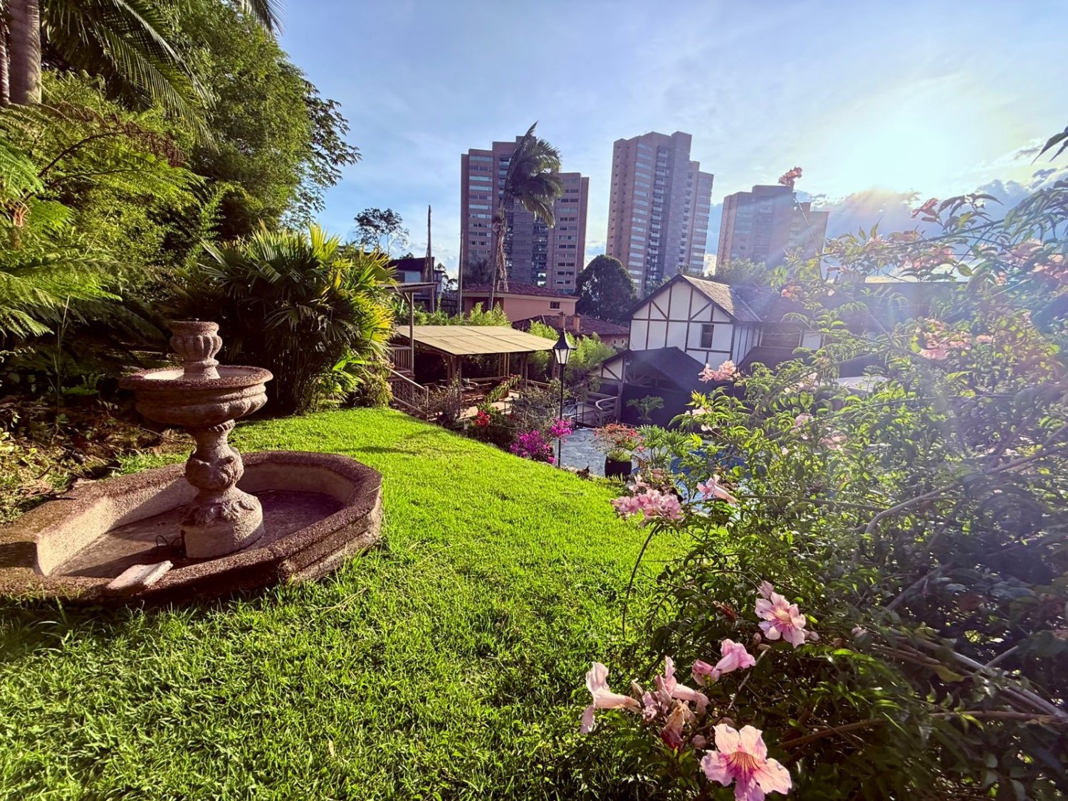 Exclusiva Casa en Venta en el sector del poblado  — 24