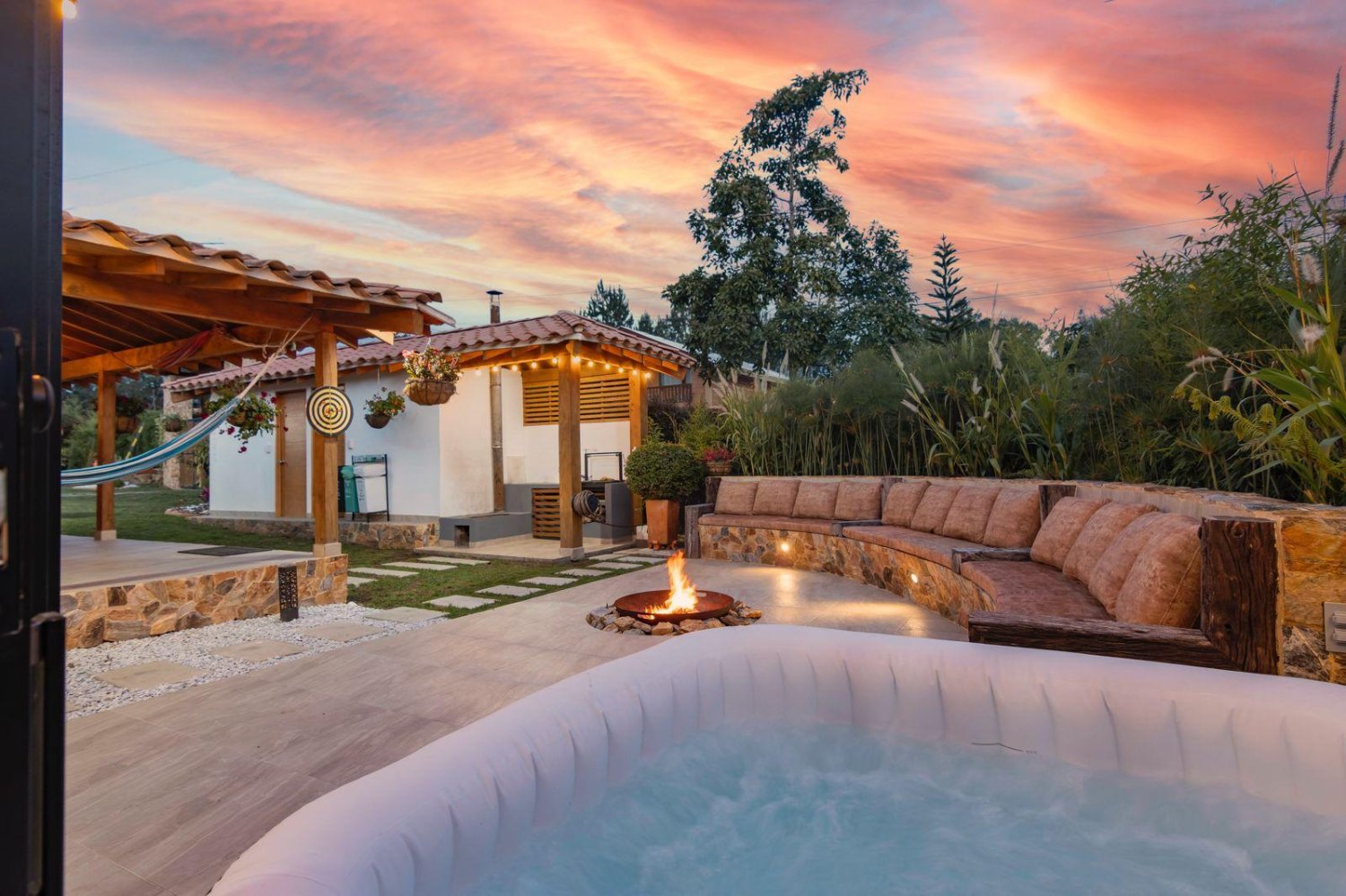 Exclusiva Cabaña Familiar en Renta por Noches en Santa Elena  - Image 11
