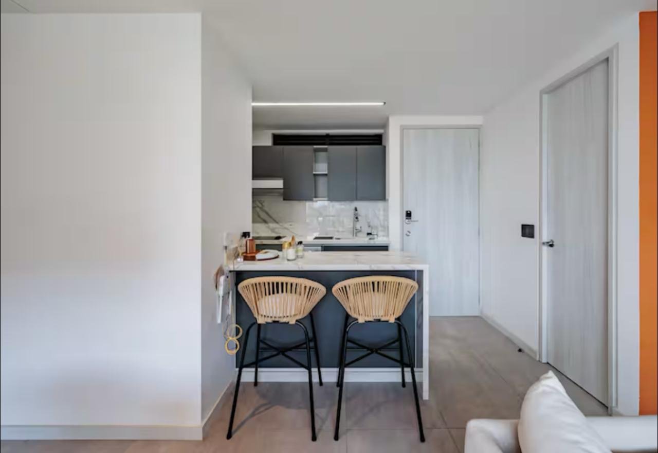 Moderno apartamento en el poblado  - Image 14