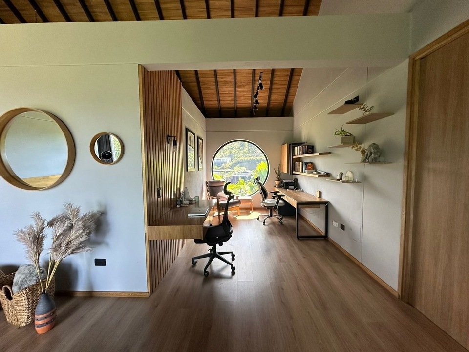 Hermosa casa recién construida Disponible en Venta en El retiro   — 12