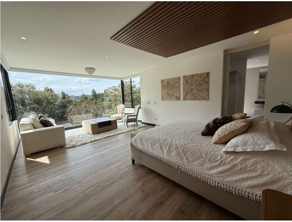 Exclusiva Casa en Renta y Venta en el Alto de las palmas . — 16