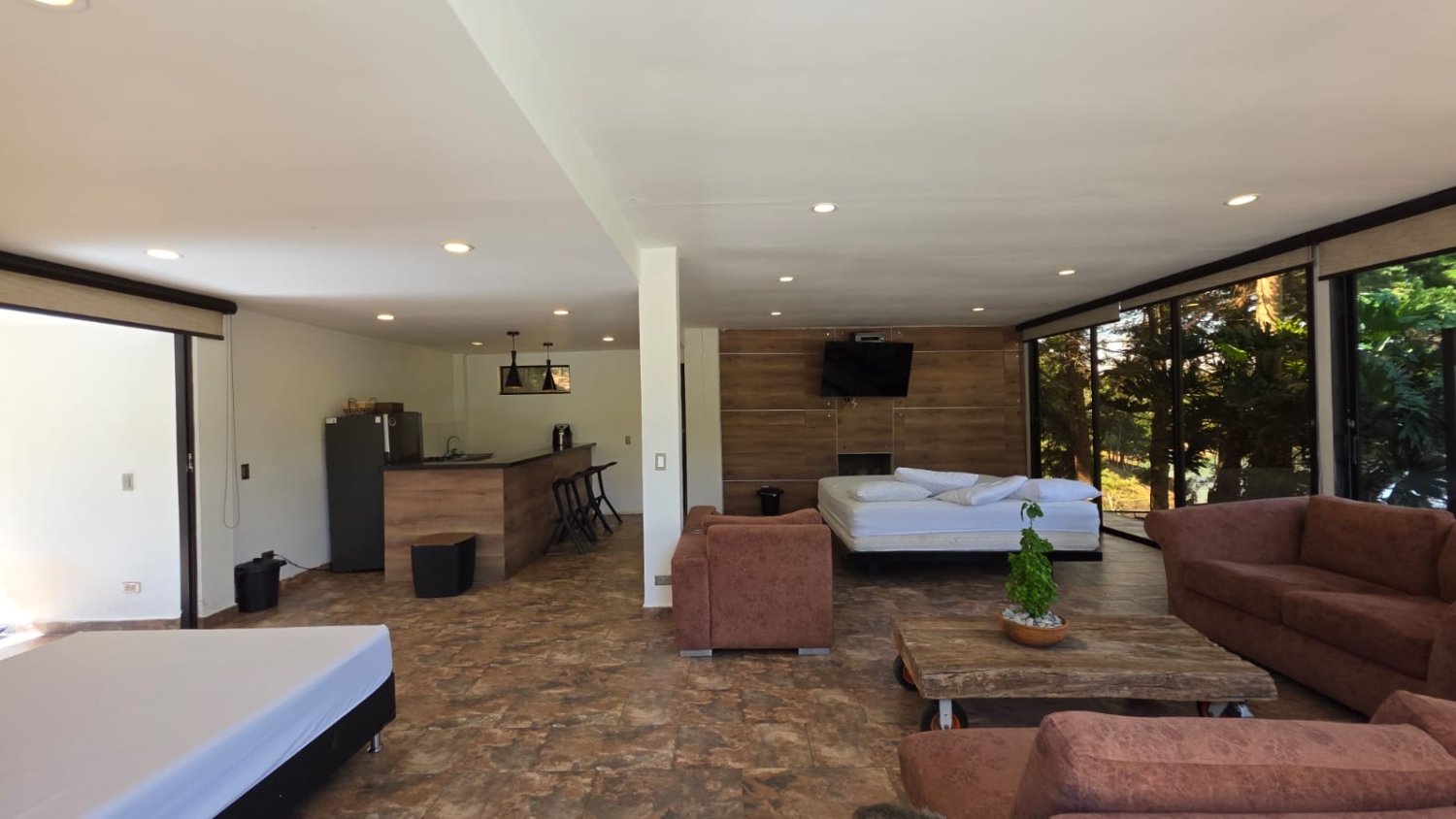 Gran glamping en venta en Guatape  — 13