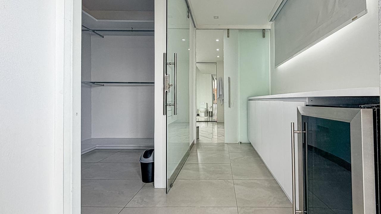 Exclusivo Penthouse en Loma Los Gonzales - Image 15