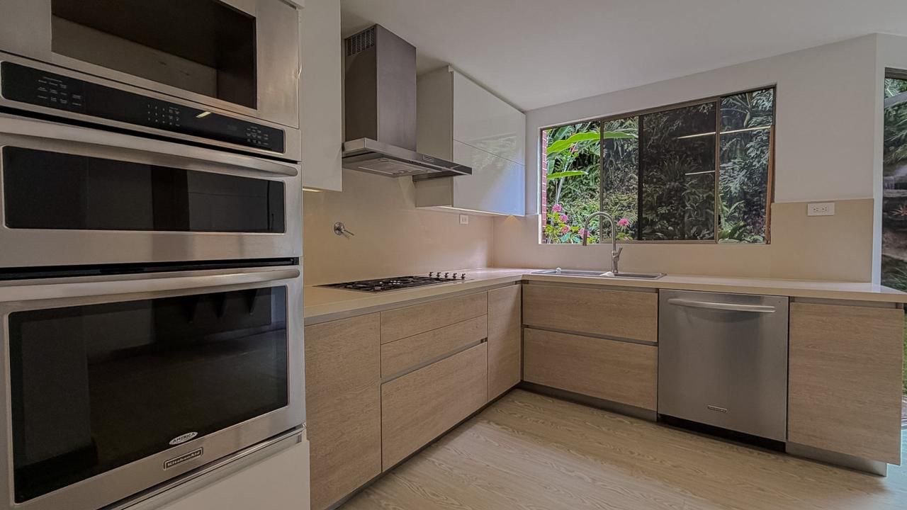 Exclusiva Casa en Renta tradicional en el poblado  - Image 12