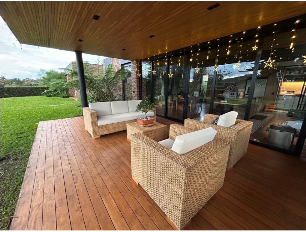 Exclusiva Casa de Lujo en Venta en Llano Grande  — 12