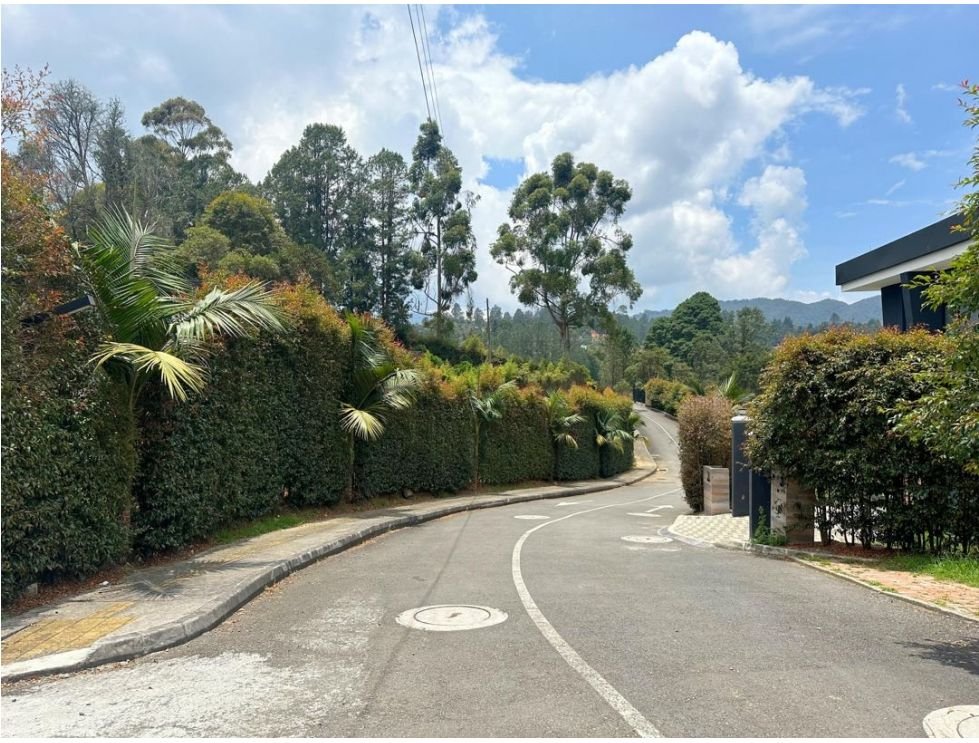Gran Casa Campestre completamente dotada en Renta  — 11