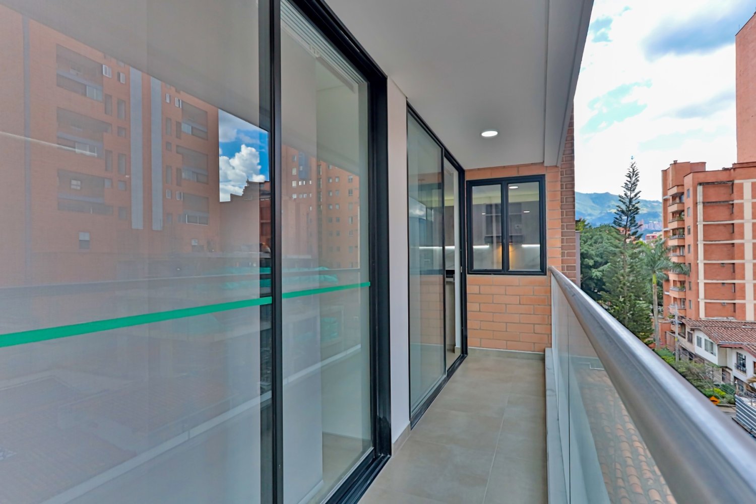 APARTAMENTO EN VENTA CONQUISTADORES  - Image 3