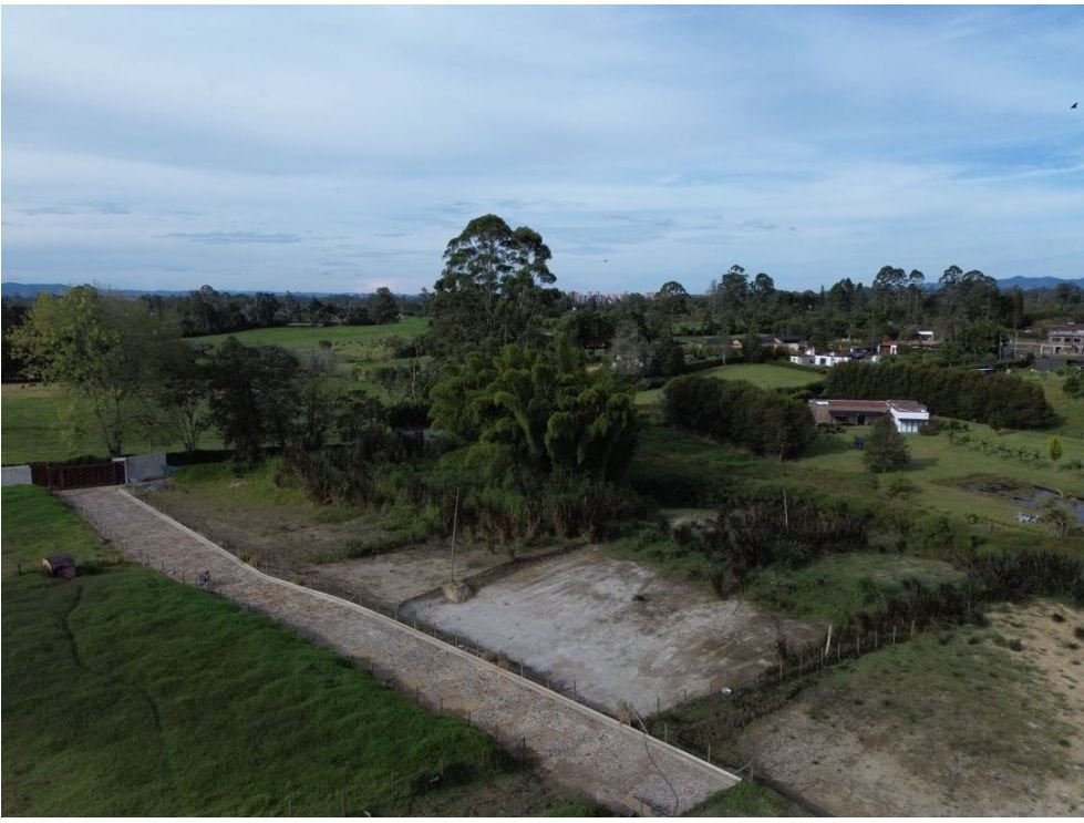 Gran Lote Disponible en Venta en Llano Grande  — 5