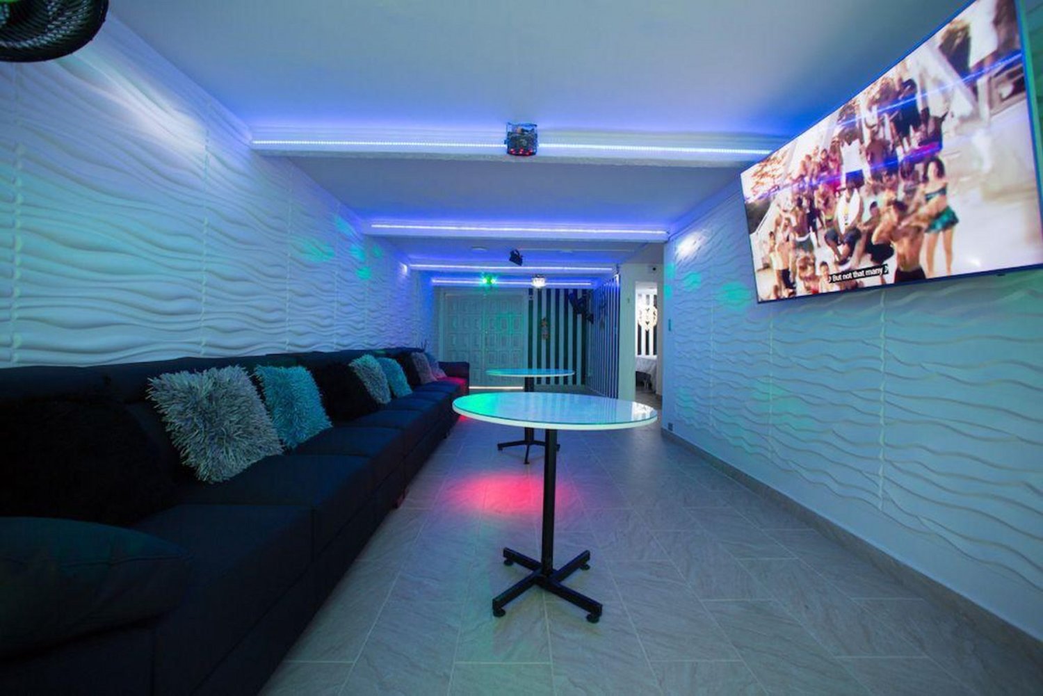 Luxury Villa for Short-Term Rental – Palatial VIP - 8
