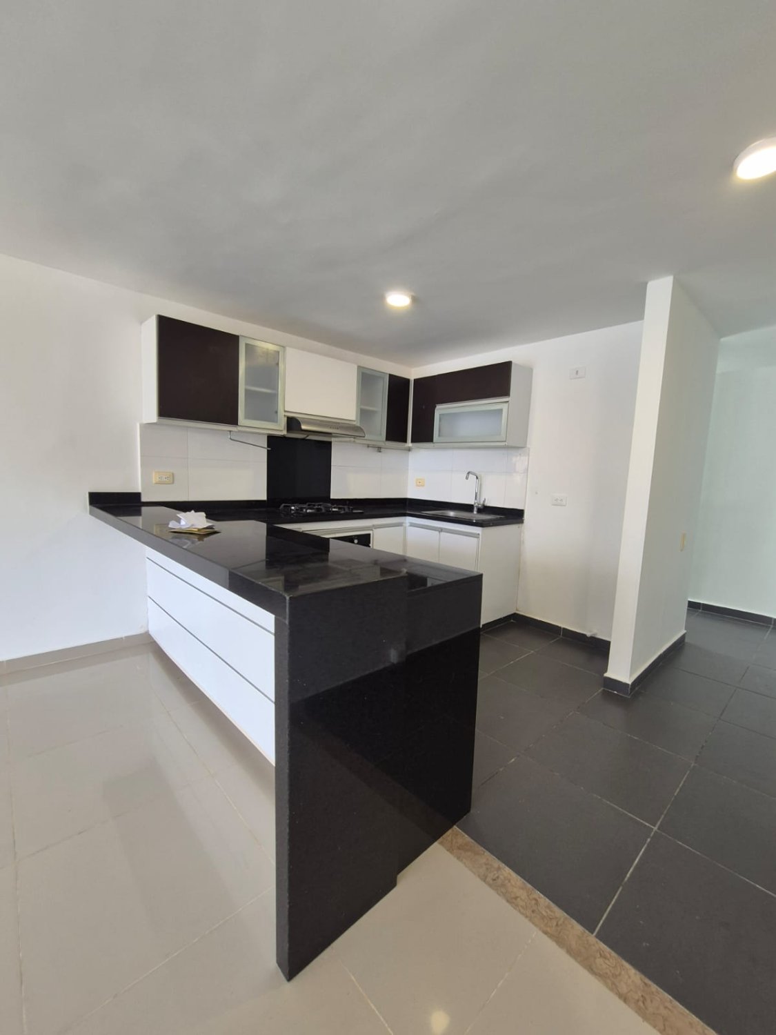 VENTA DE APARTAMENTO EN VILLA CAMPESTRE - PUERTO COLOMBIA - LIBRE DE DEUDAS - Image 2
