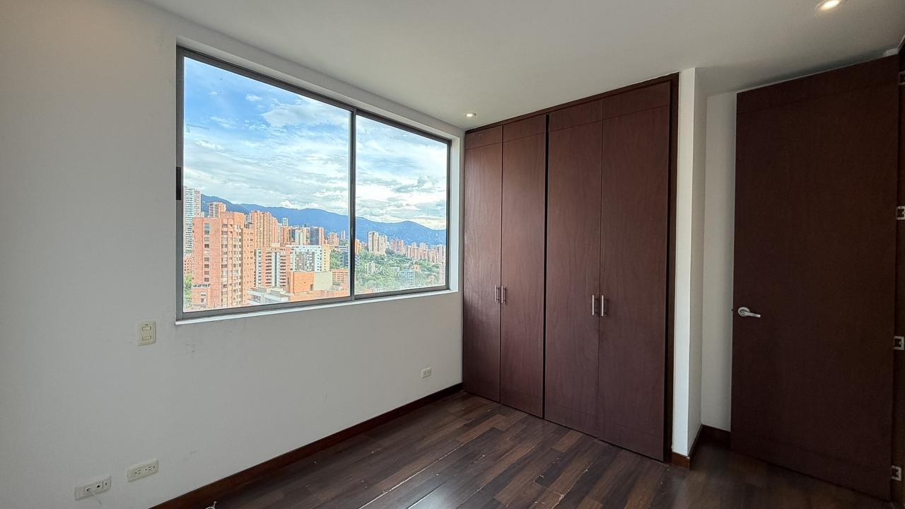 Apartamento duplex en venta en el sector del poblado  — 9