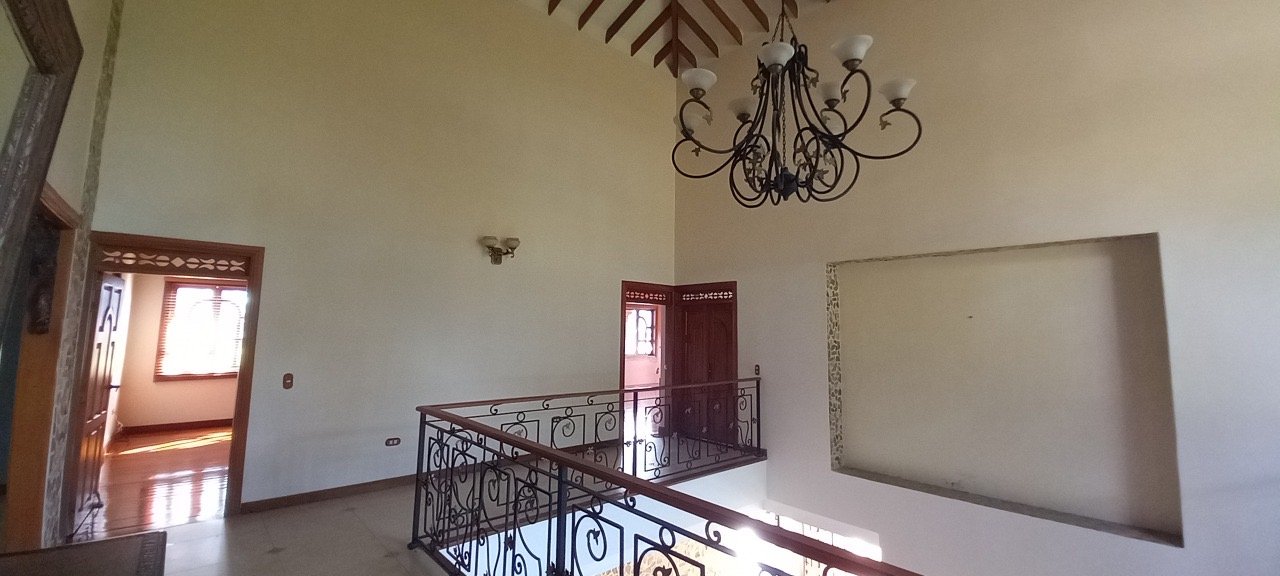 Exclusiva casa en Sabaneta con piscina privada  - Image 20