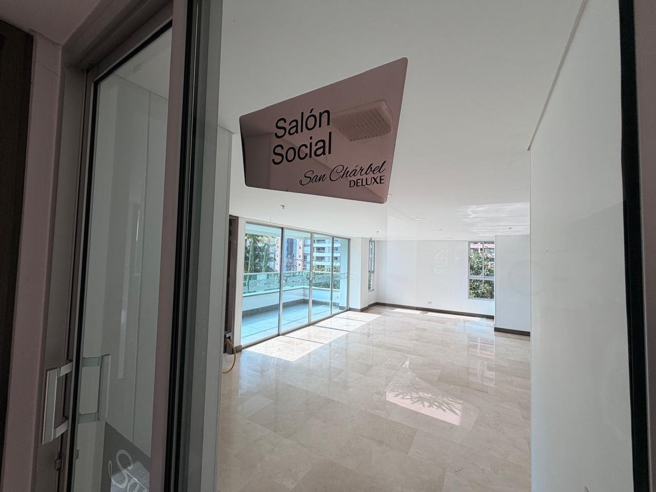 Gran Apartamento ubicado en milla de oro disponible en Renta amoblada  — 24