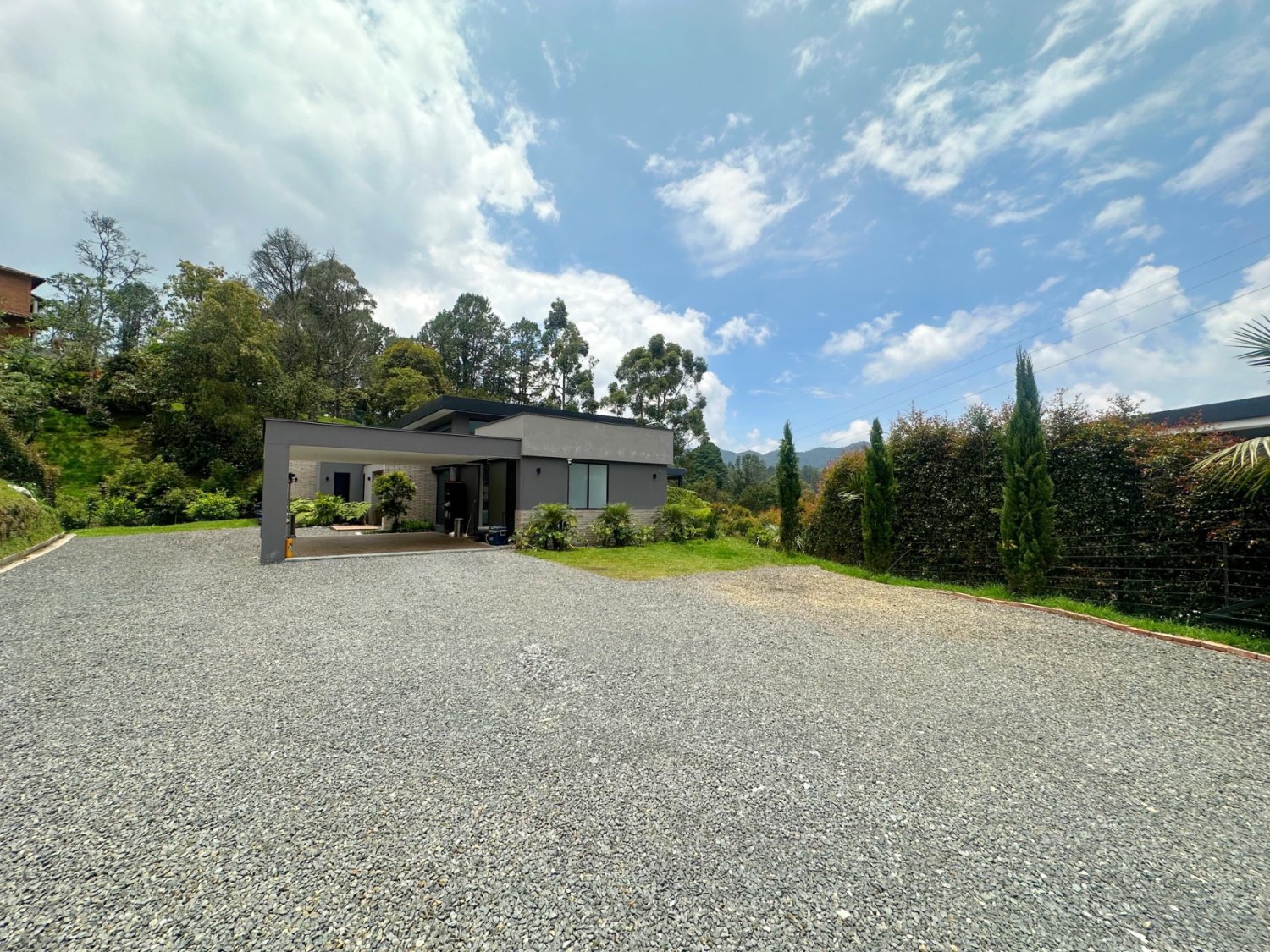 Exclusiva Casa en Renta Amoblada  - Image 2