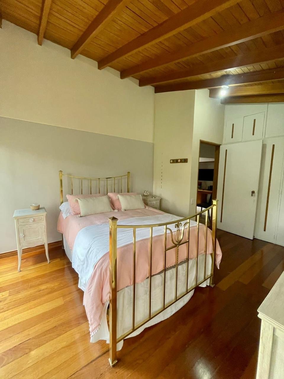 Gran casa en Renta cerca a centros comerciales en El Poblado  — 12