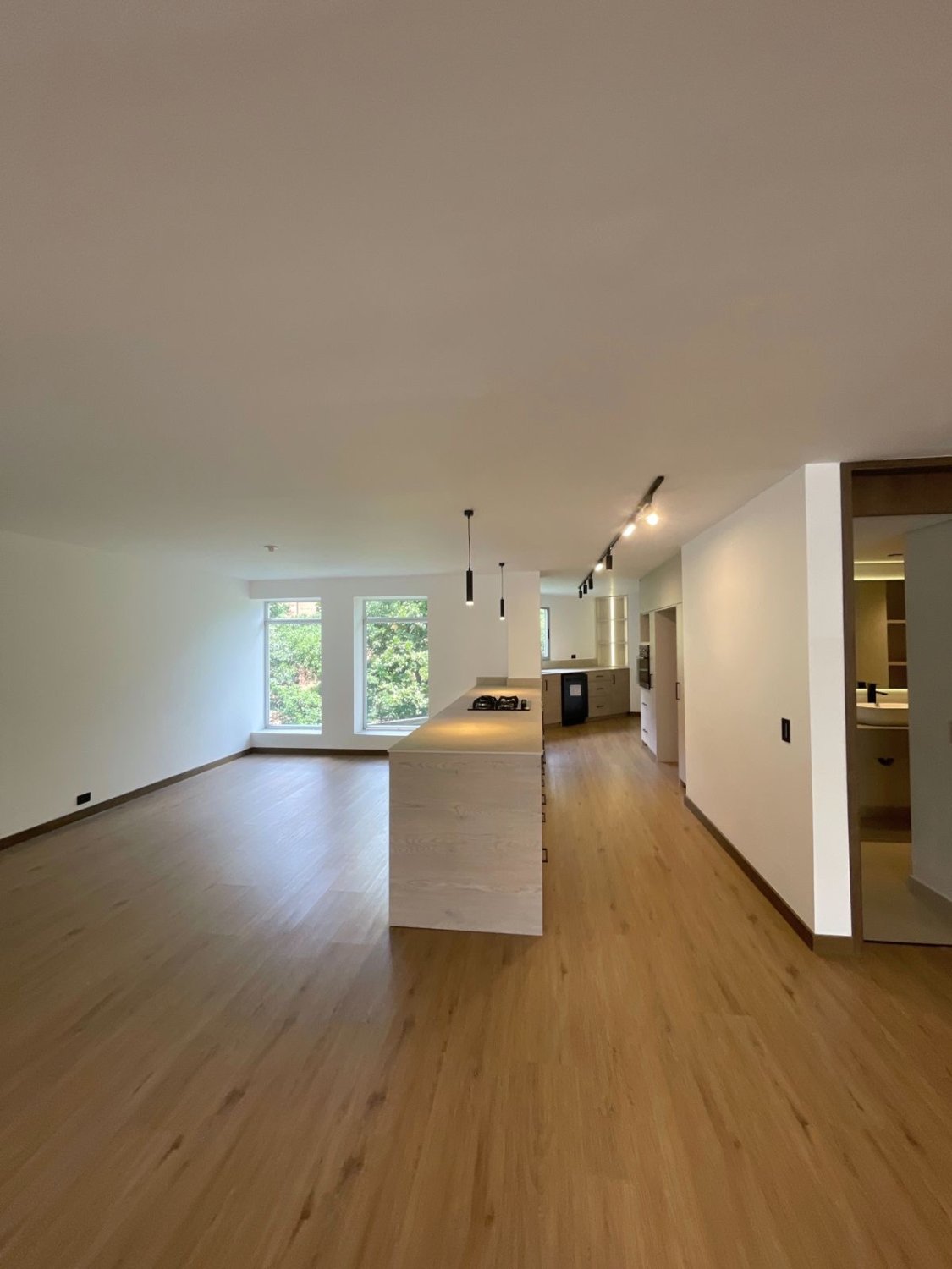 Gran apartamento reformado en Renta Tradicional en el poblado  — 6