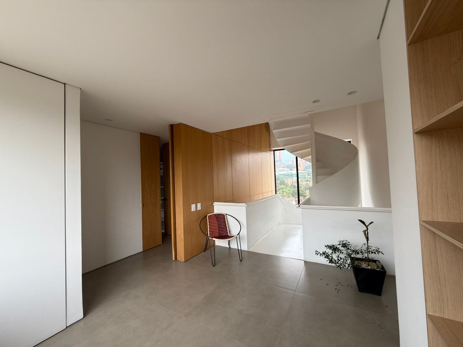 Exclusivo duplex con jacuzzi en la terraza en Renta  - Image 2