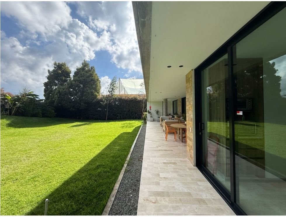 Exclusiva casa de dos niveles en venta en las Palmas  — 15