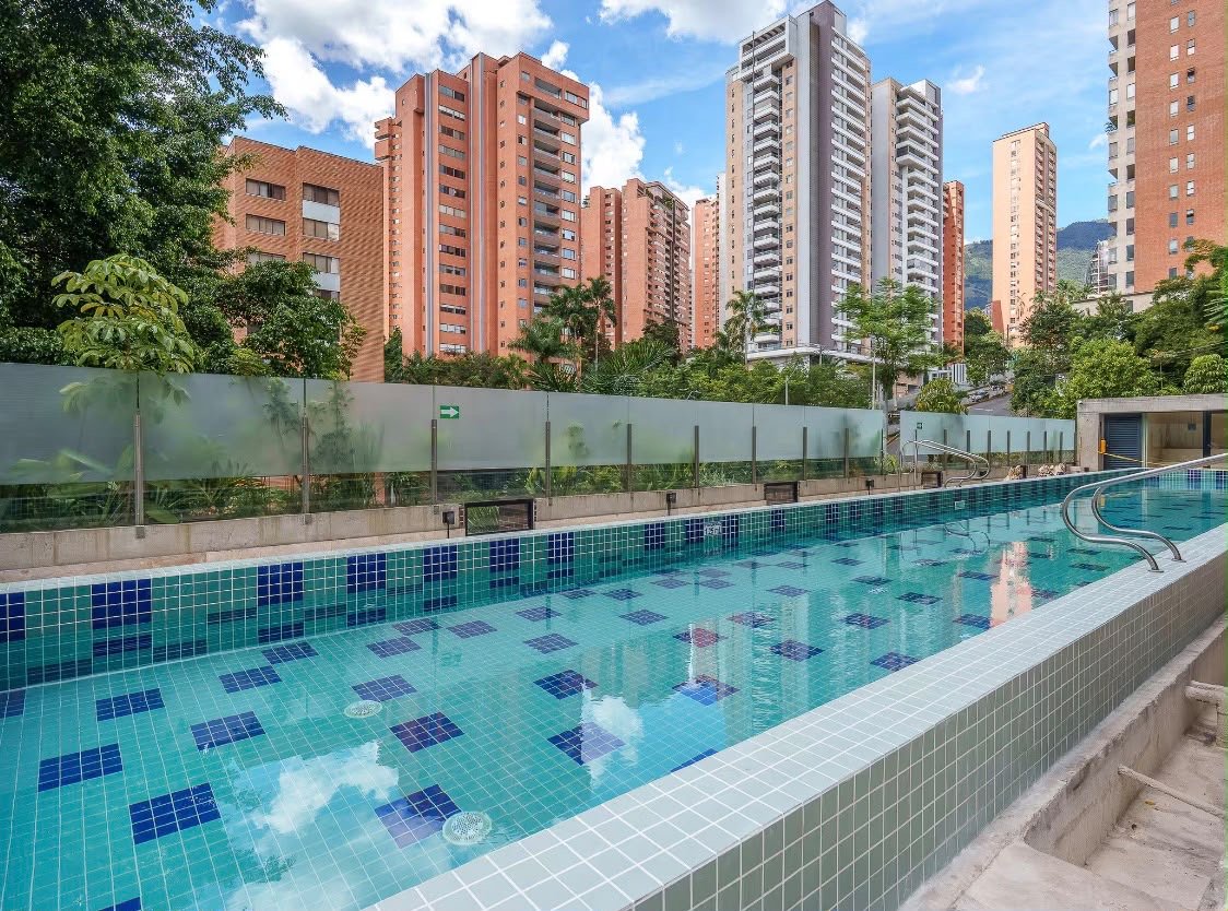 Exclusiva Apartamento de lujo en Renta Dotado en el poblado  — 11