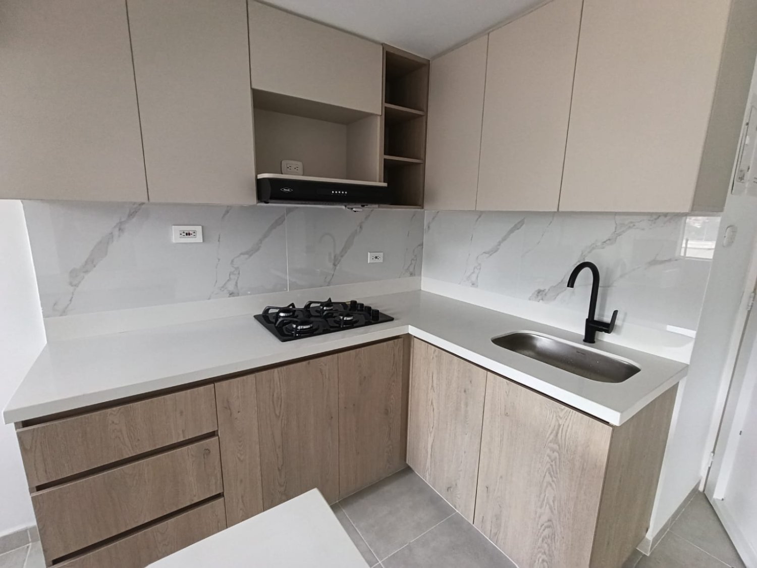 Apartamento en venta en Bello, Antioquia - Image 2