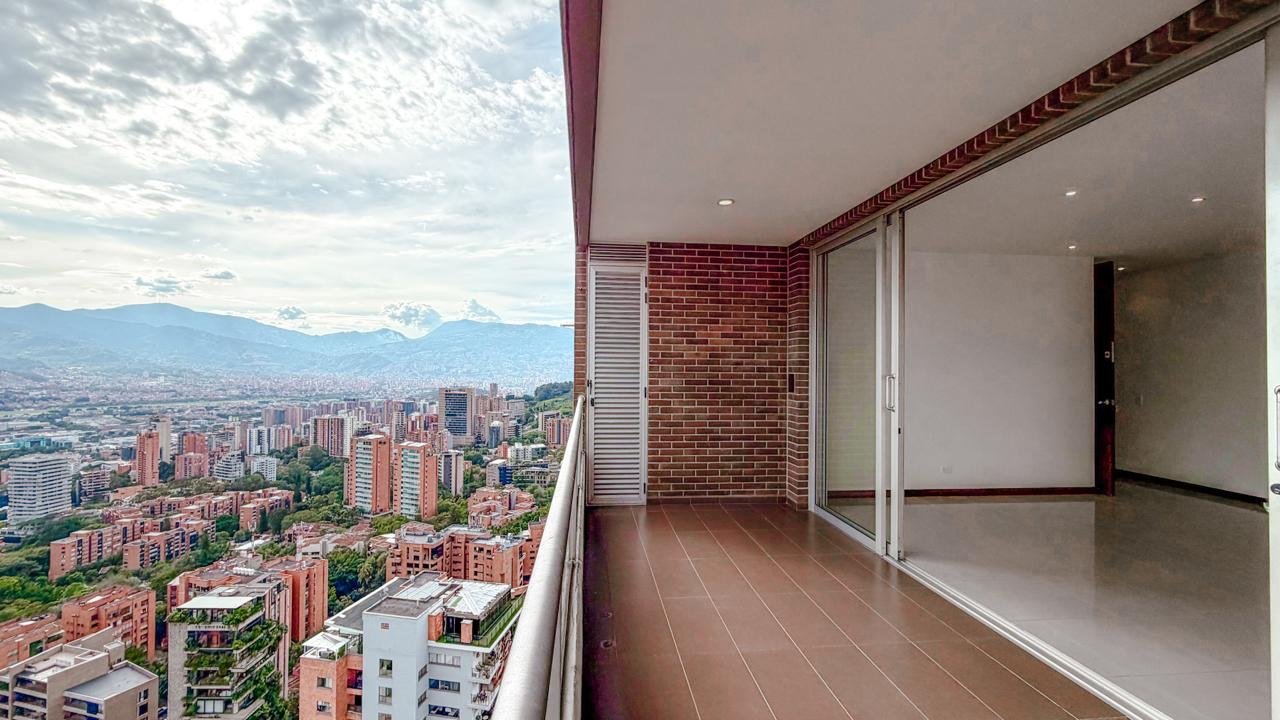 Apartamento duplex en venta en el sector del poblado  — 18