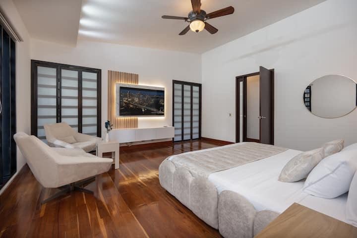 Exclusiva Villa Disponible Rentas cortas en el poblado  - Image 11