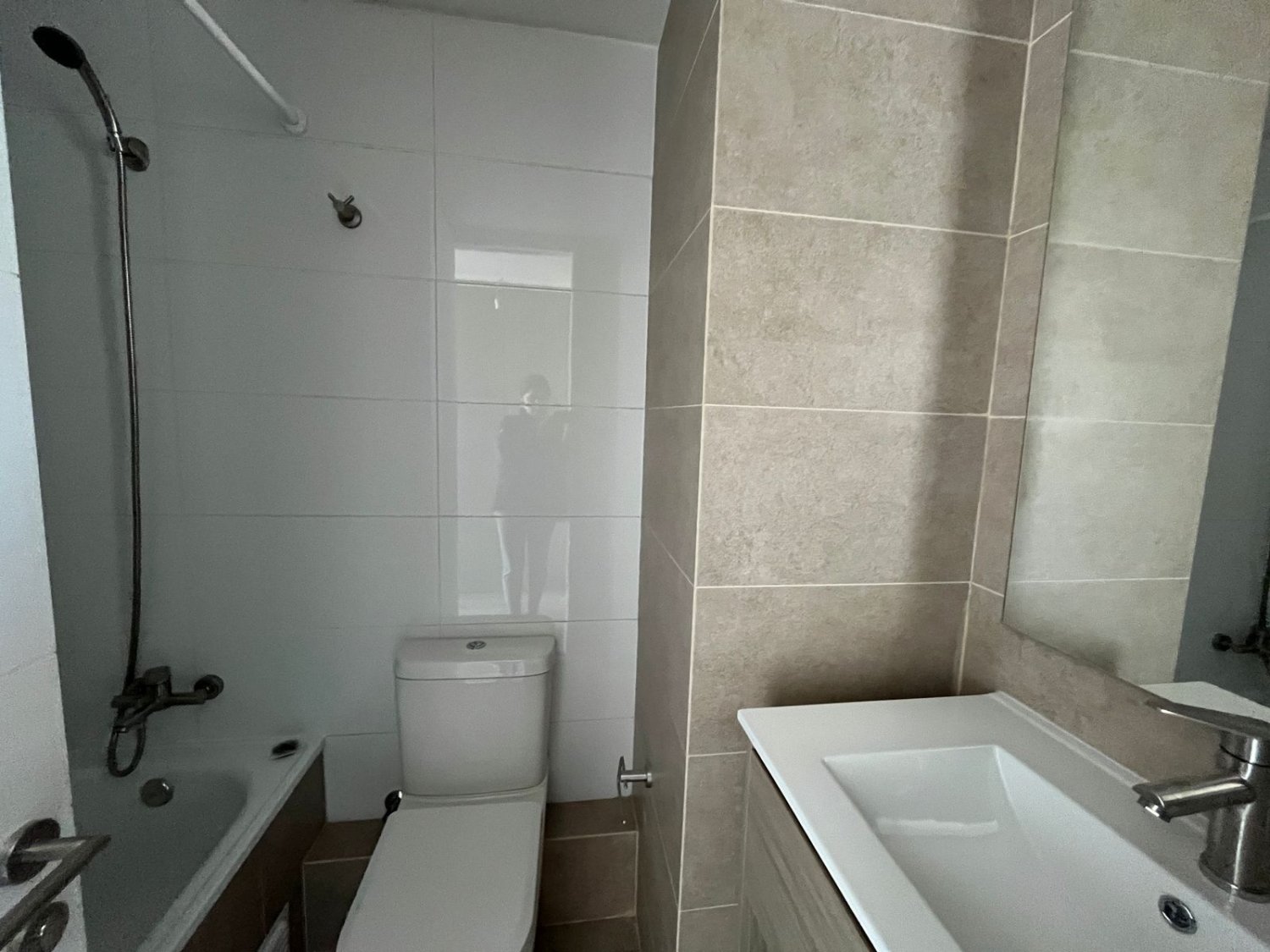 Moderno Departamento en Centro de Concepción - Image 8