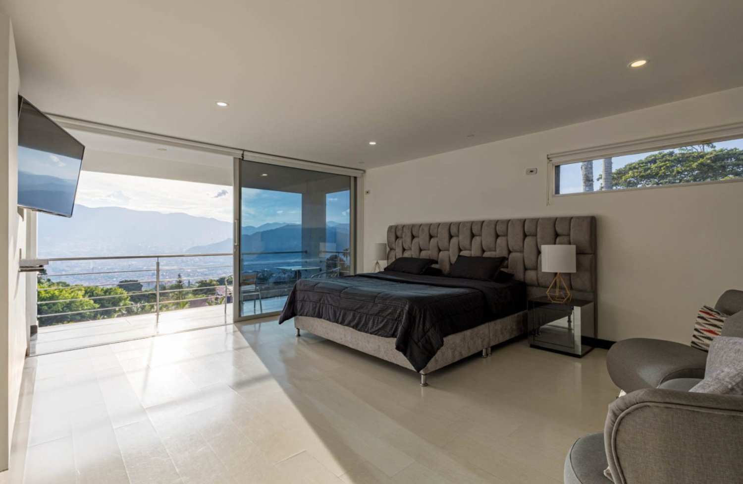 Luxury Villa for Short-Term Rental – Gringo - 12