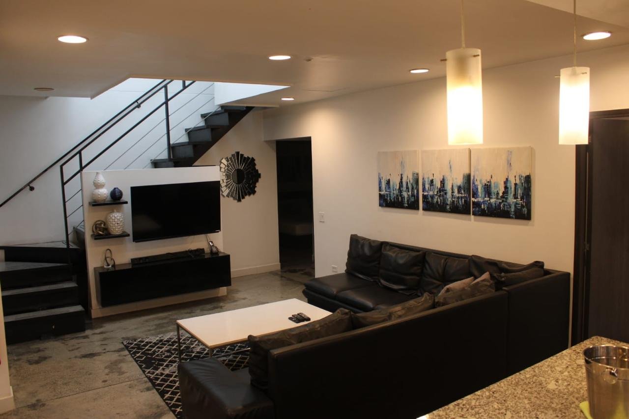 Turnkey Furnished Building for Sale – Manila, El Poblado