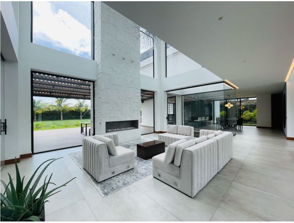 Exclusiva mansión en llano Grande en Renta y venta  - Image 7