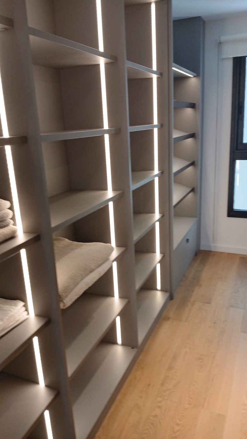 Exclusivo Apartamento Frente al Mar en Malvín - Image 15