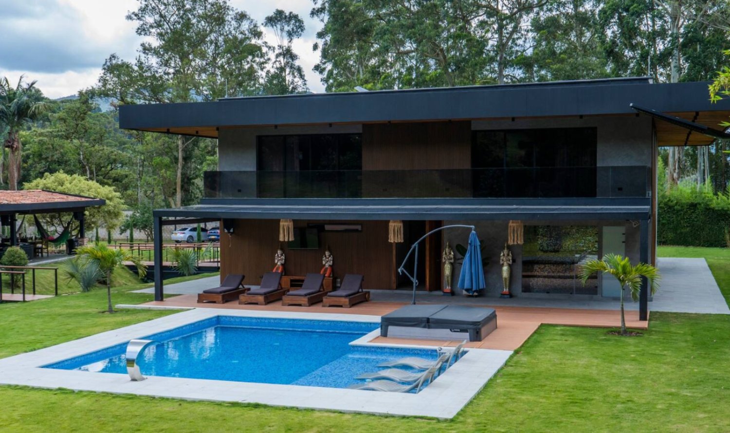 Exclusiva Casa de Lujo en Ubicación Privilegiada - Image 30