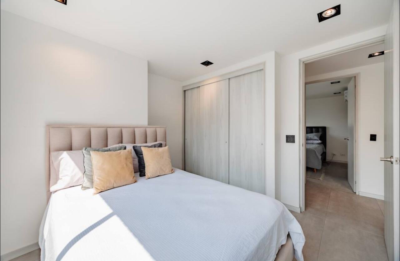 Moderno apartamento en el poblado  - Image 8