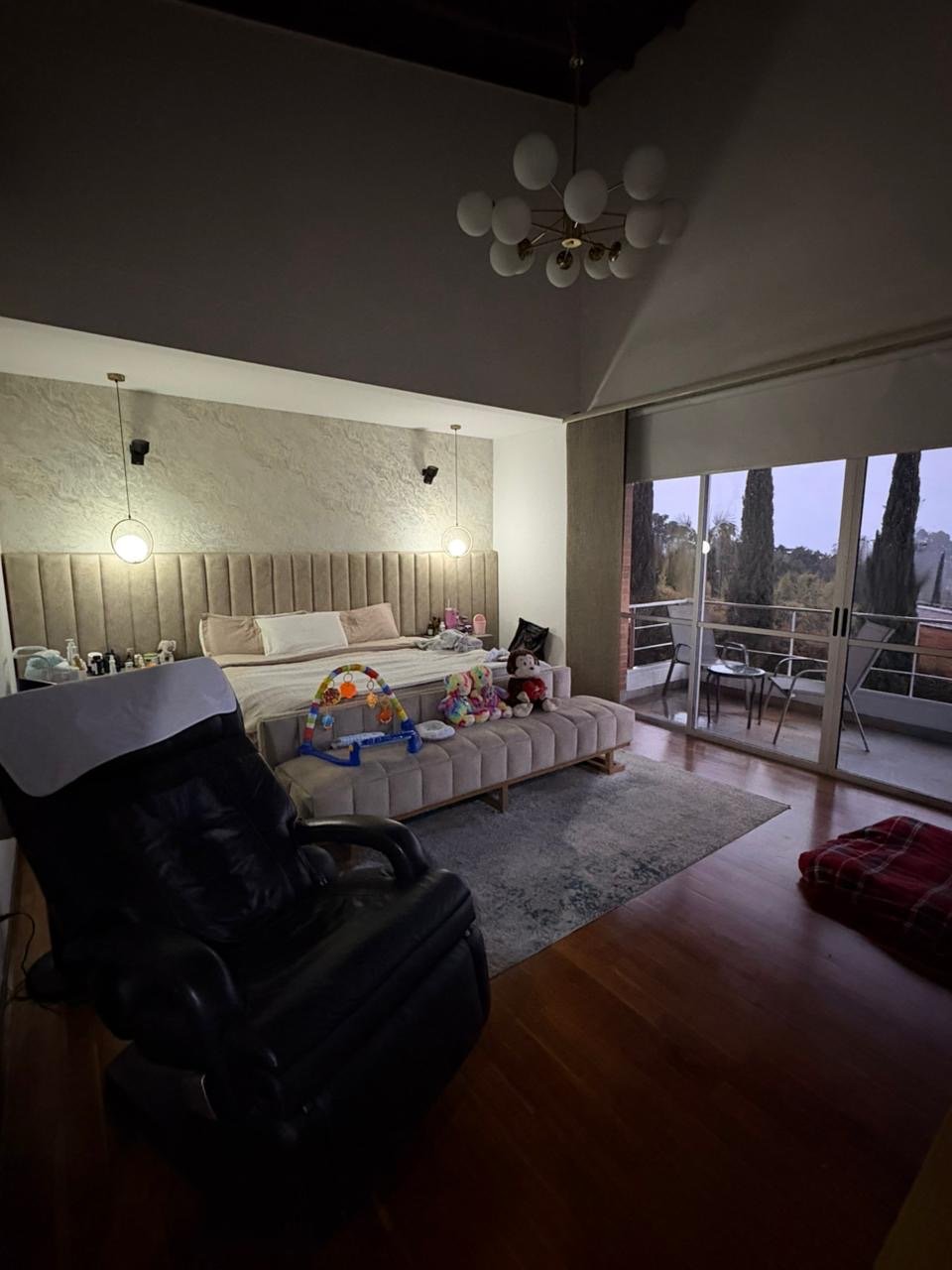 Casa Moderna en Loma del Escobero - Image 7