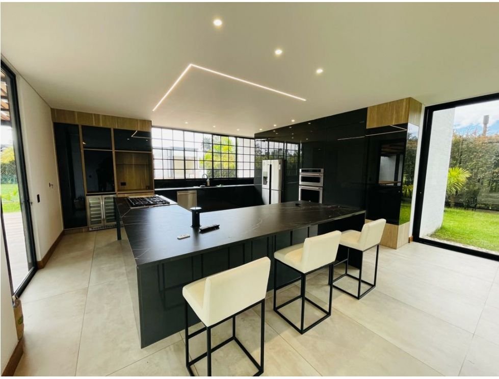 Exclusiva mansión en llano Grande en Renta y venta  - Image 5