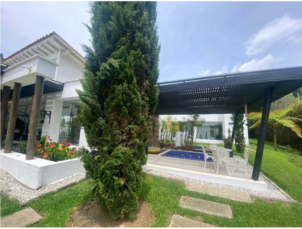 Exclusiva Casa en Venta en Rionegro (Sajonia ) — 3