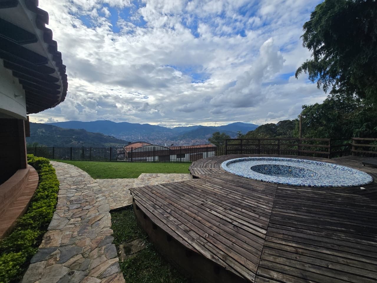 Gran Casa colonial en venta y renta en Altos del Escobero 🏠 - Image 14