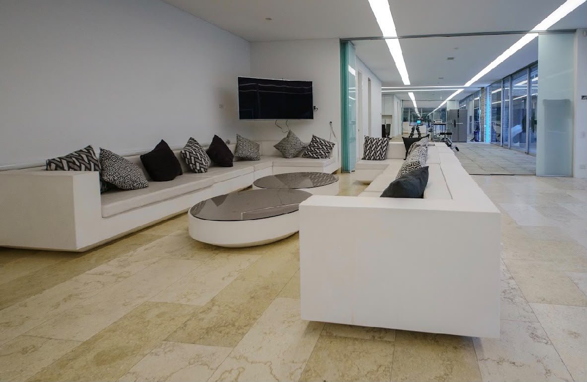 Luxury Residence for Long-Term Rent - 16
