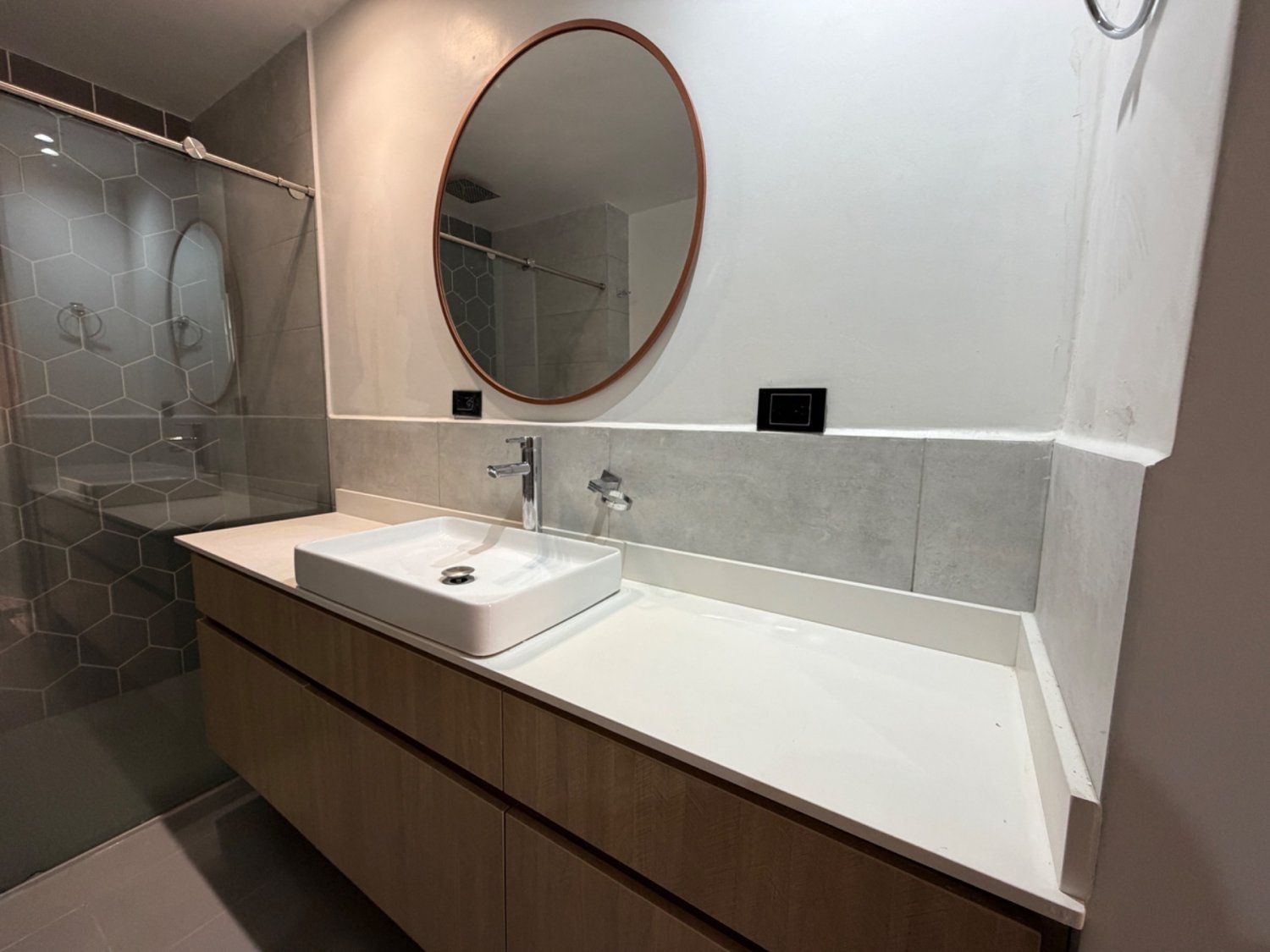 Moderno Apartamento en Laureles - Image 15