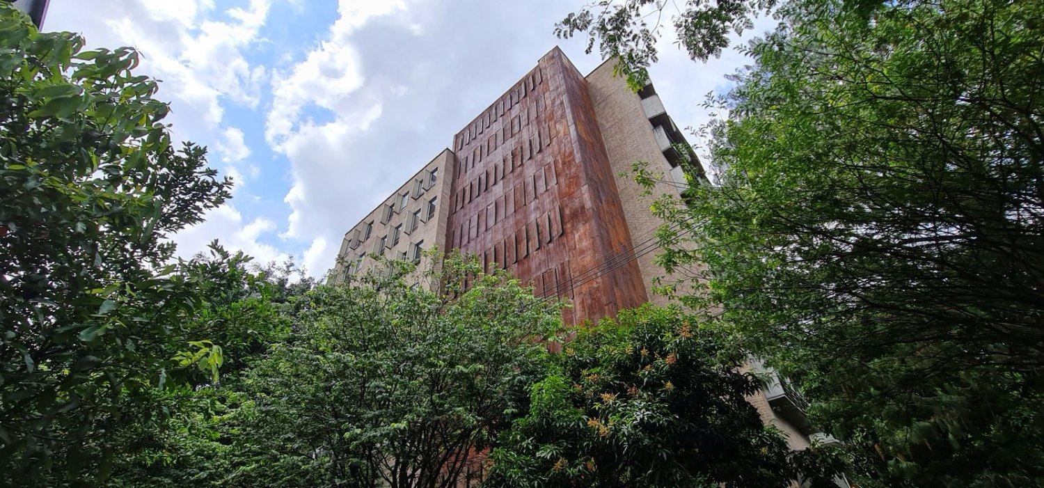 Exclusivo apartamento en Venta a minutos de Provenza  - Image 4