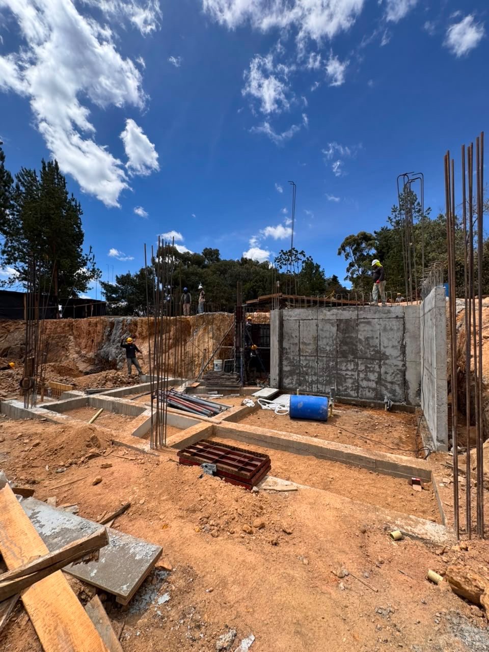Lote Exclusivo en Alto de Palmas - Image 8