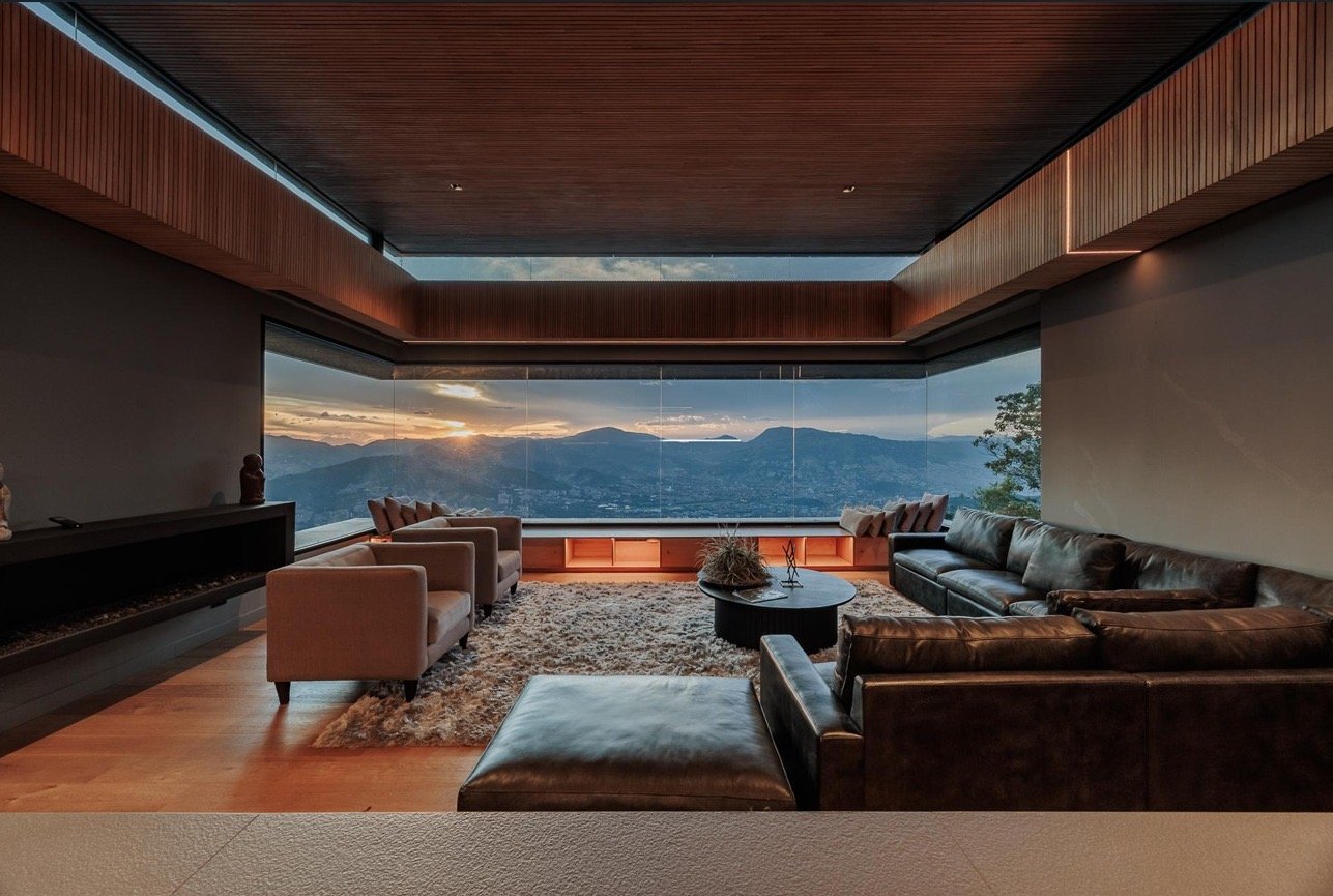 Exclusiva casa de lujo en Venta con la mejor Vista a la ciudad de Medellín  - 21