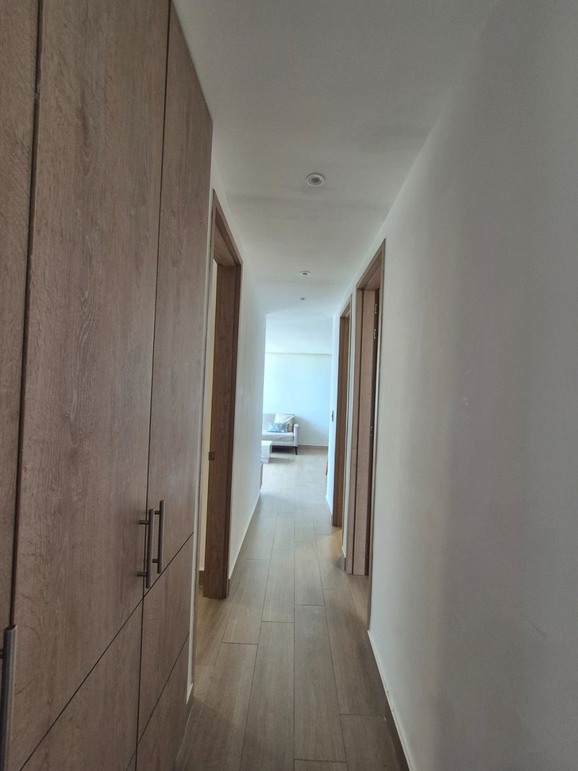 Venta de Apartamento Amoblado en Lago Alto - Image 12