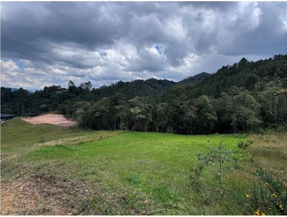 Lote disponible en venta en Vibra alto de las palmas  — 2