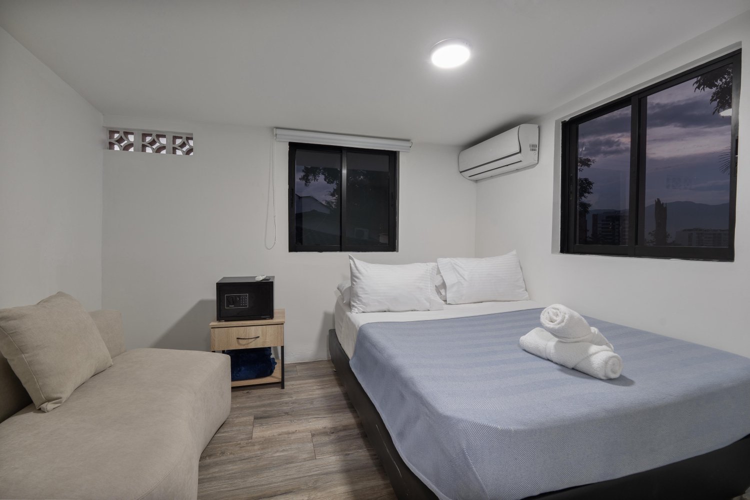 Exclusiva Villa en el sector de San Lucas para rentas Cortas (Grupos) - Image 15