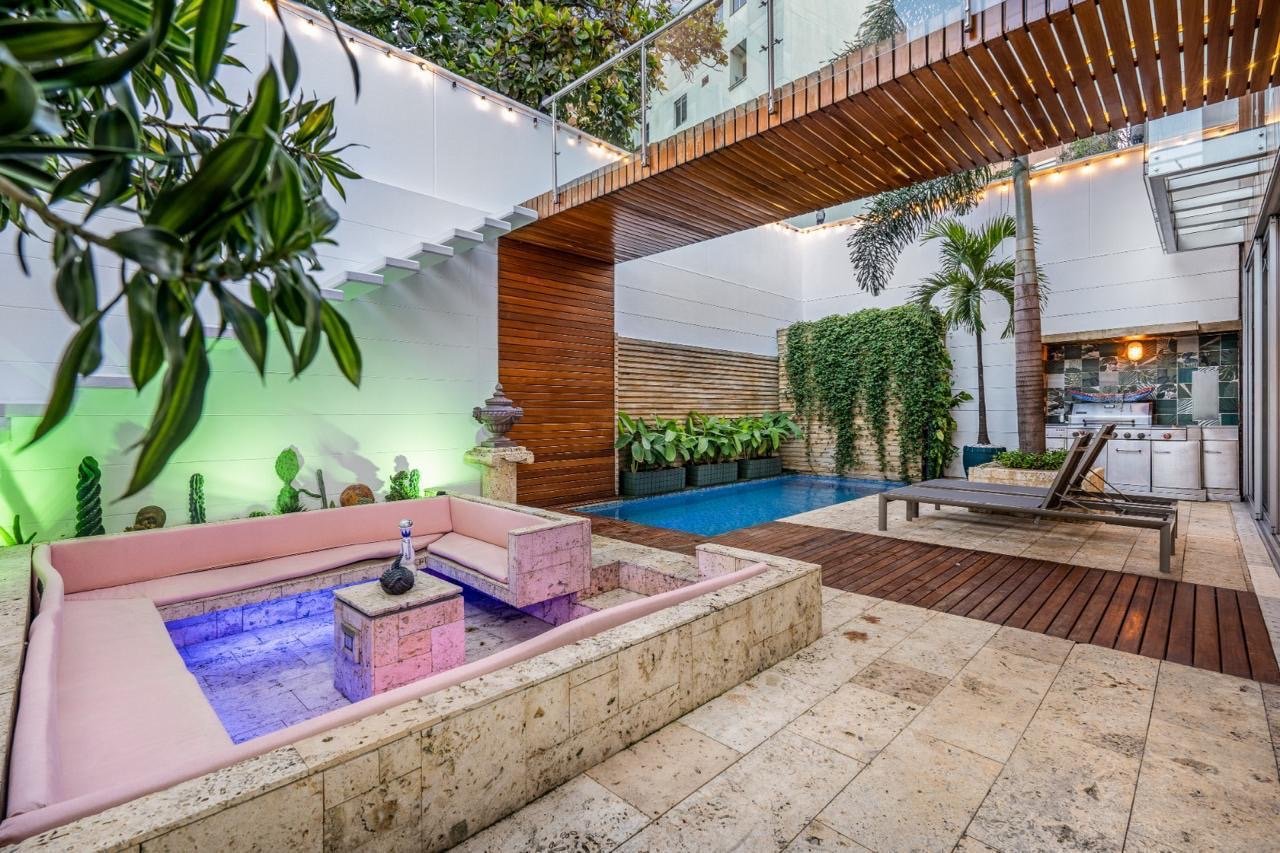 Exclusiva Casa en Renta  en laureles con Zonas húmedas de lujo  - Image 3