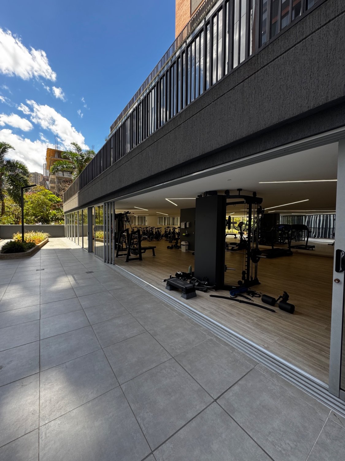 Moderno Apartamento en Renta y Venta en Ciudad Del Rio Poblado - Image 16