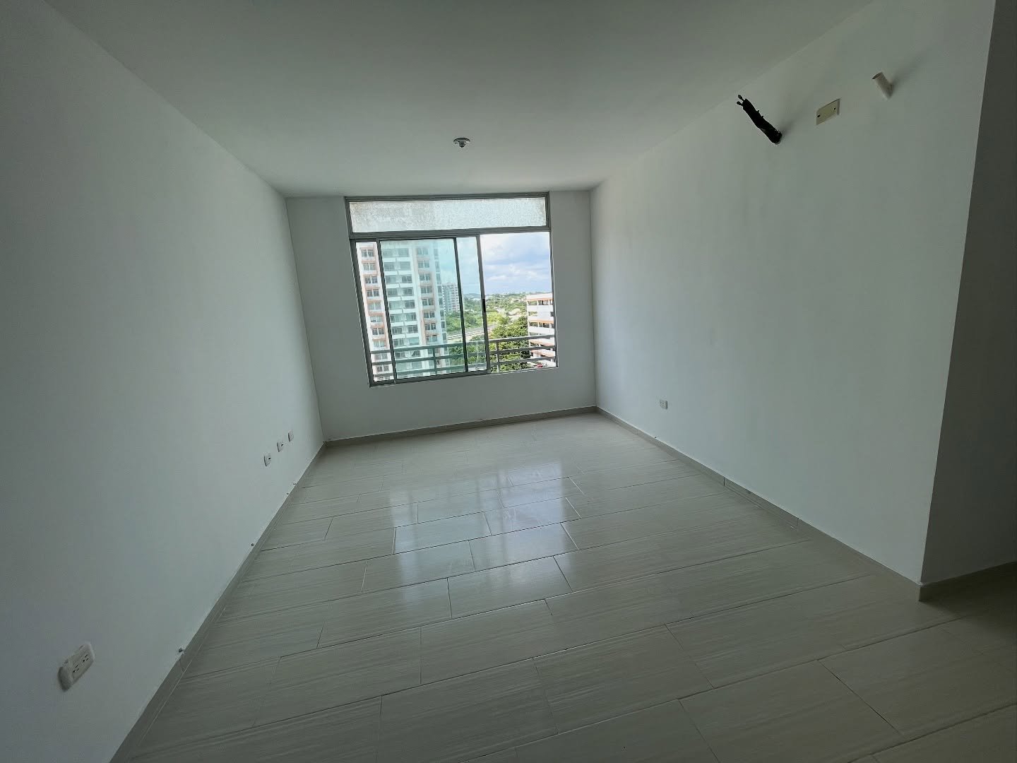 Apartamento en Villacampestre en Venta o Arriendo - Image 3