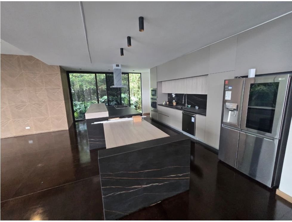 Hermosa casa de un solo nivel en venta en las palmas  — 11